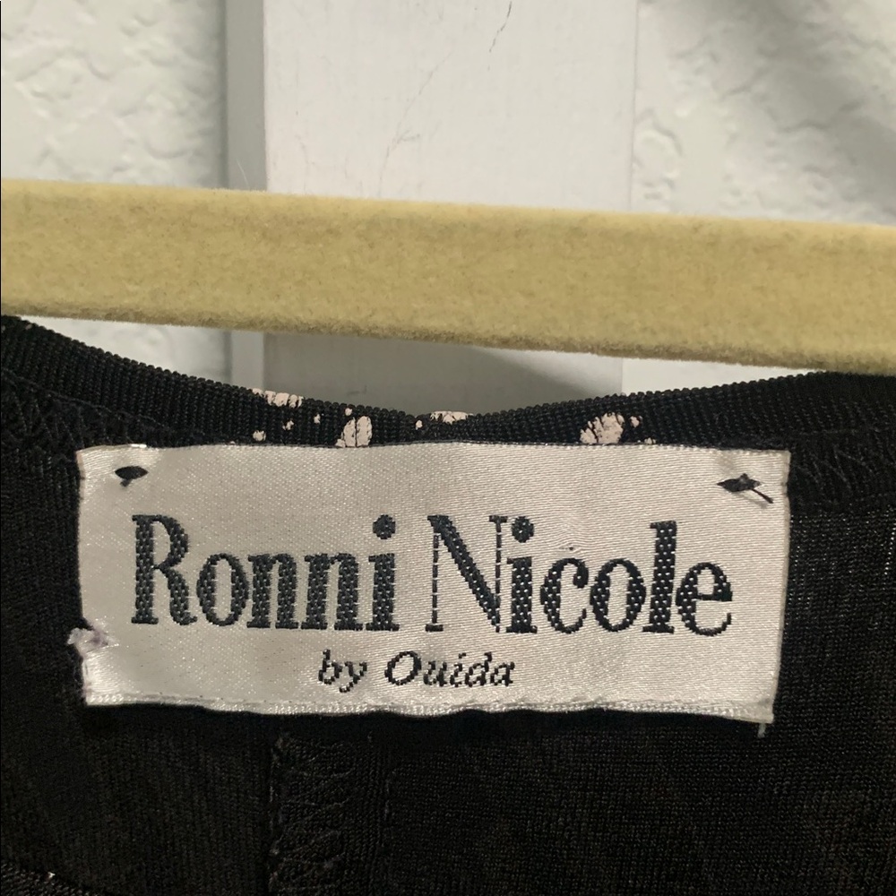 Vintage Ronni Nicole Black Floral Sleeveless Midi Dress - Picture 4 of 7